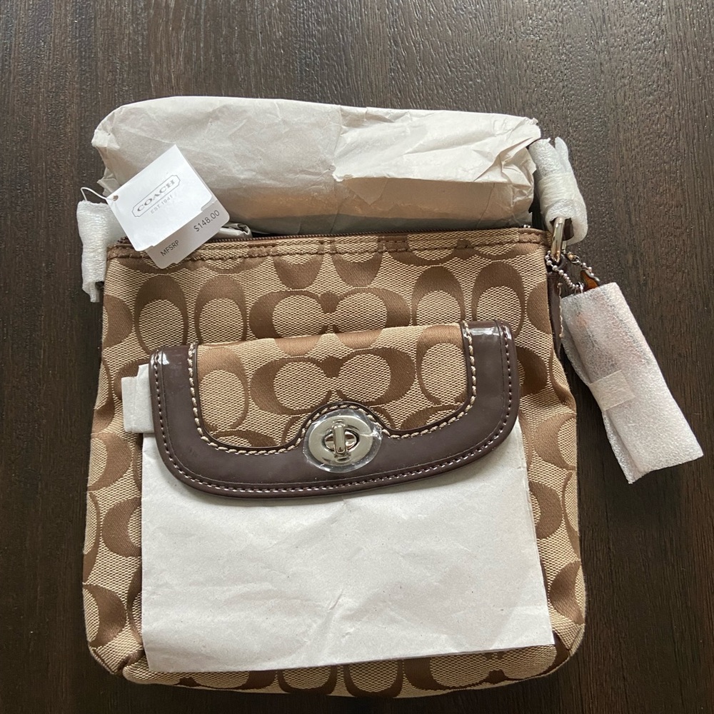 COACH crossbody bag! 🤎